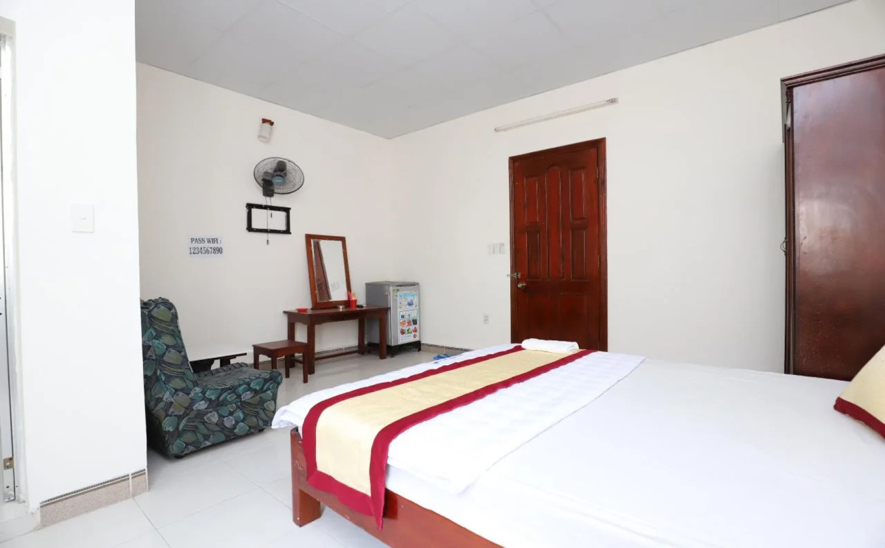 OYO 654 Tan Truong An Hotel