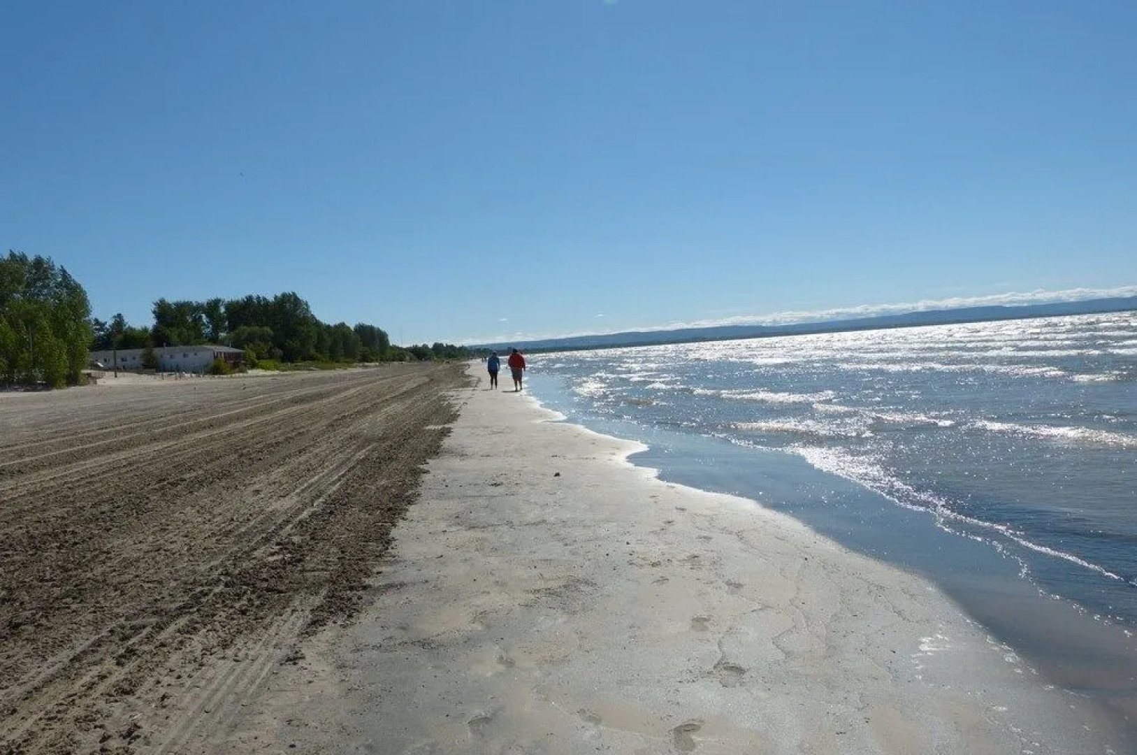 Oasis by the Bay Vacation Suites