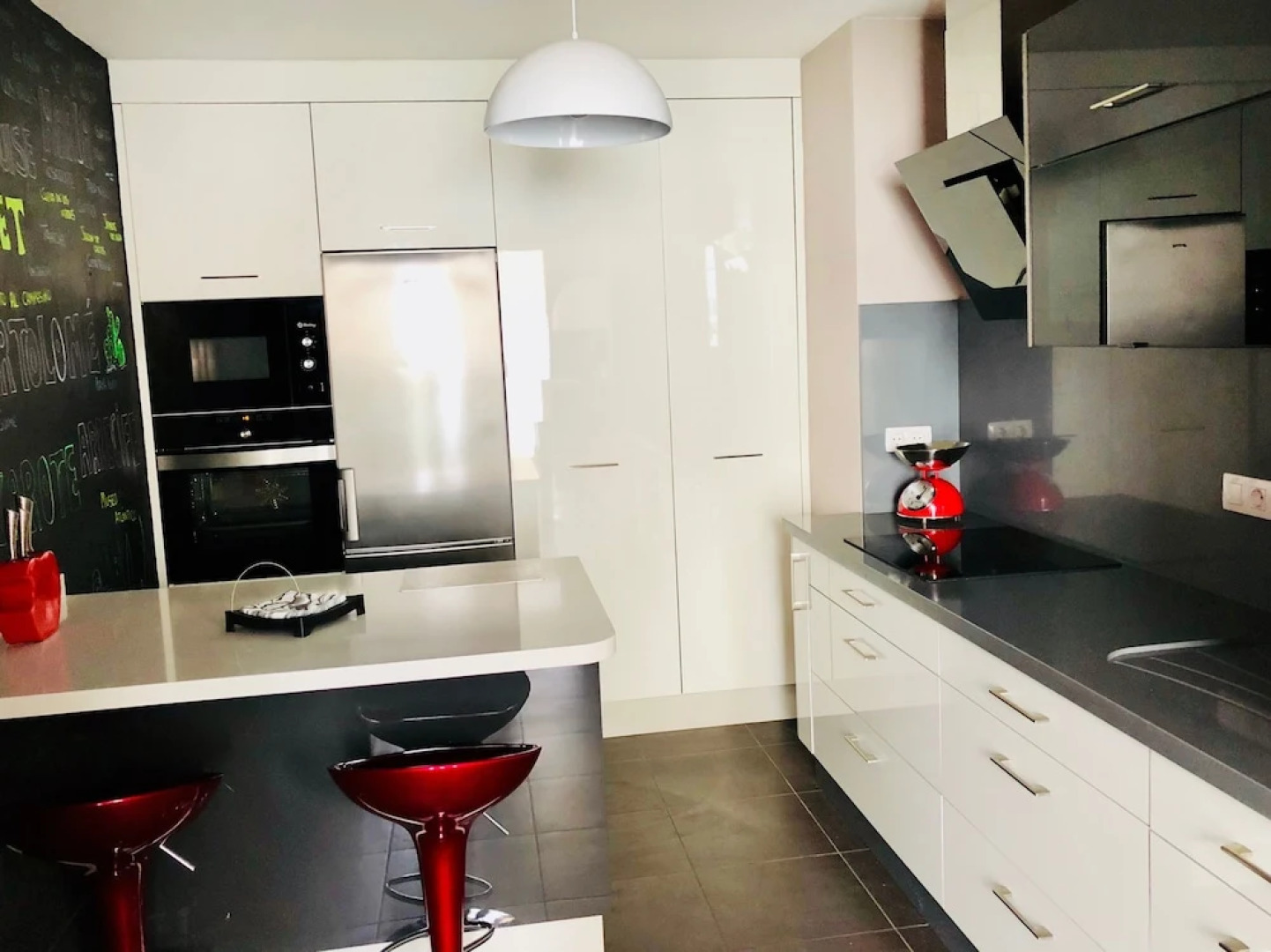 Luxurious Apartment In The Best Town