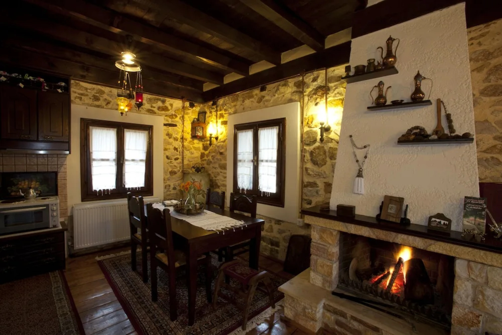 To Archontiko Guest House