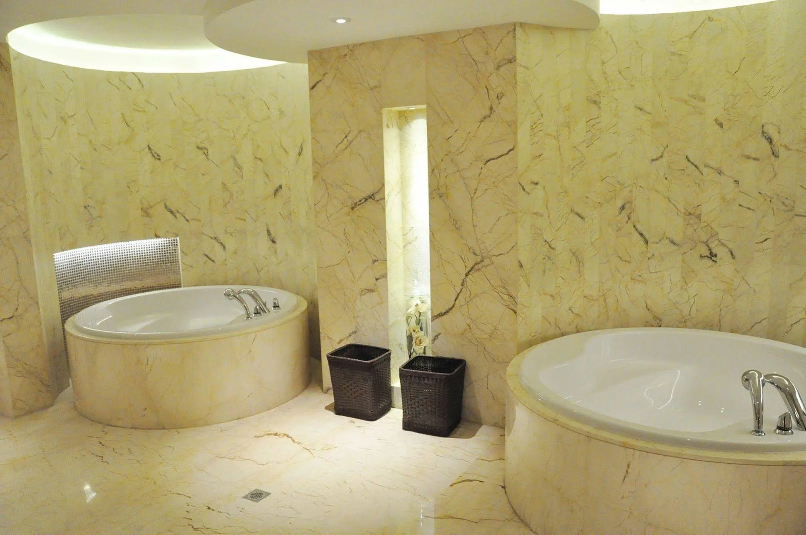 Top Elites City Resort Spa Hotel