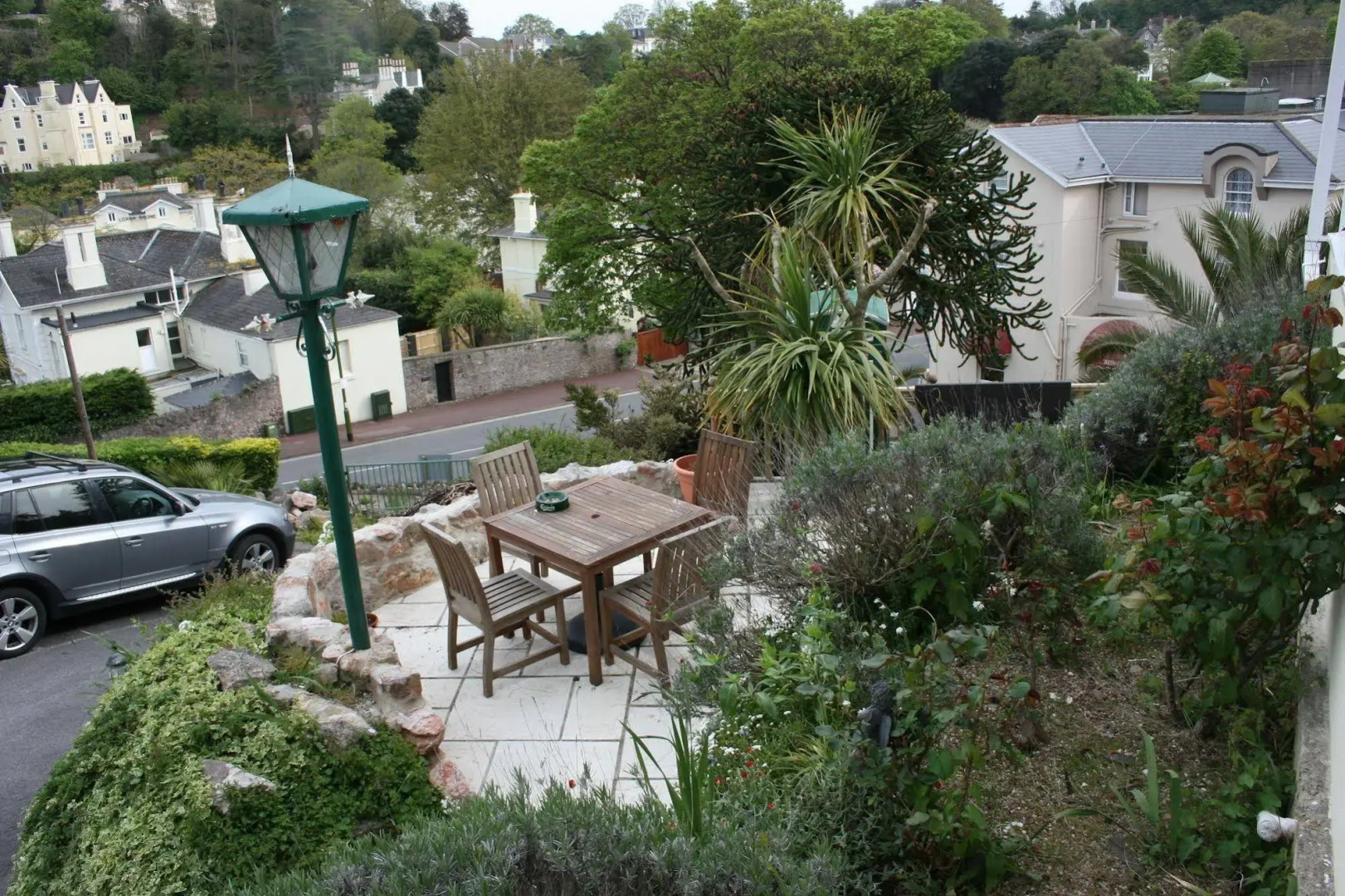 The Robin Hill Hotel