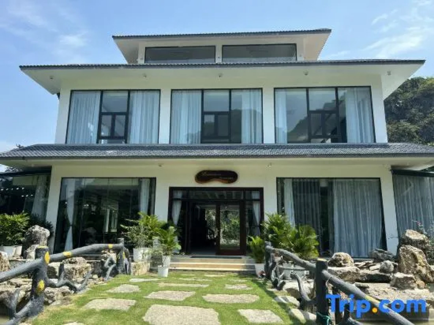 Minawa Kenhga Resort & Spa Ninh Binh