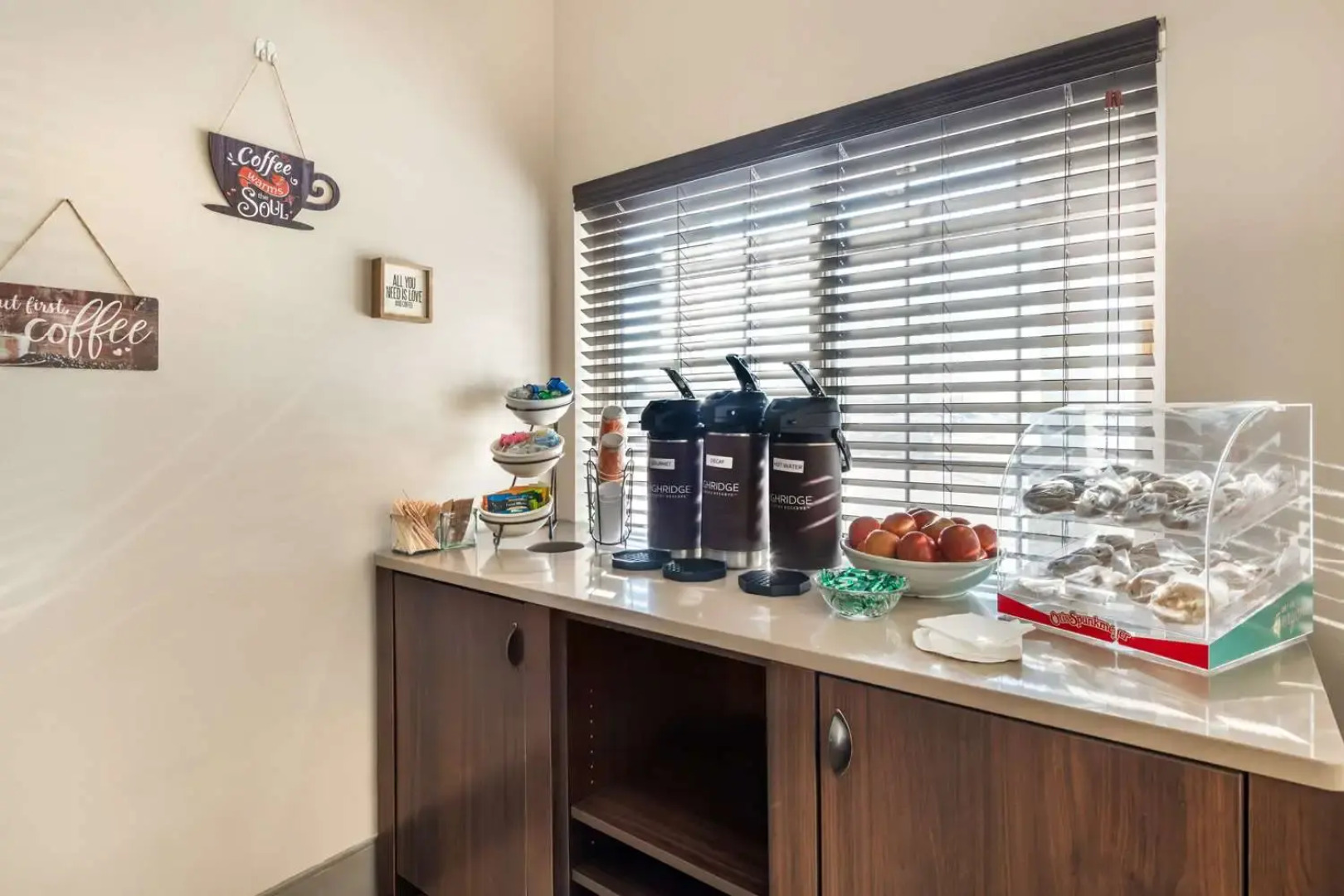 Country Inn & Suites by Radisson, Watertown, SD