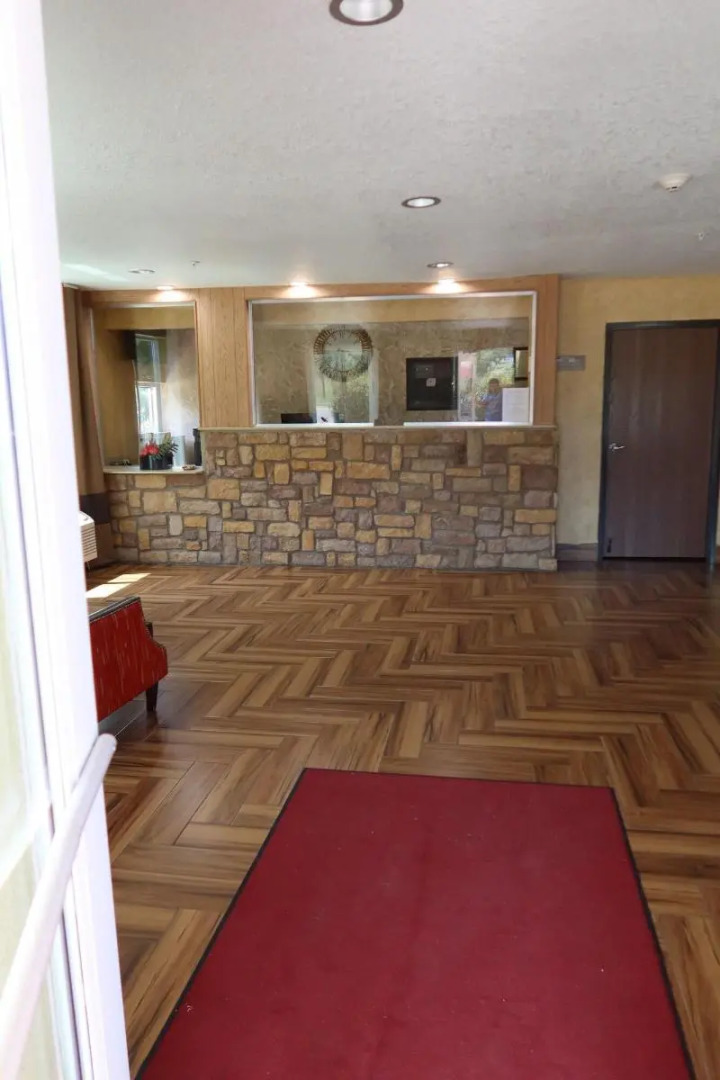 West Worth Inn and Suites