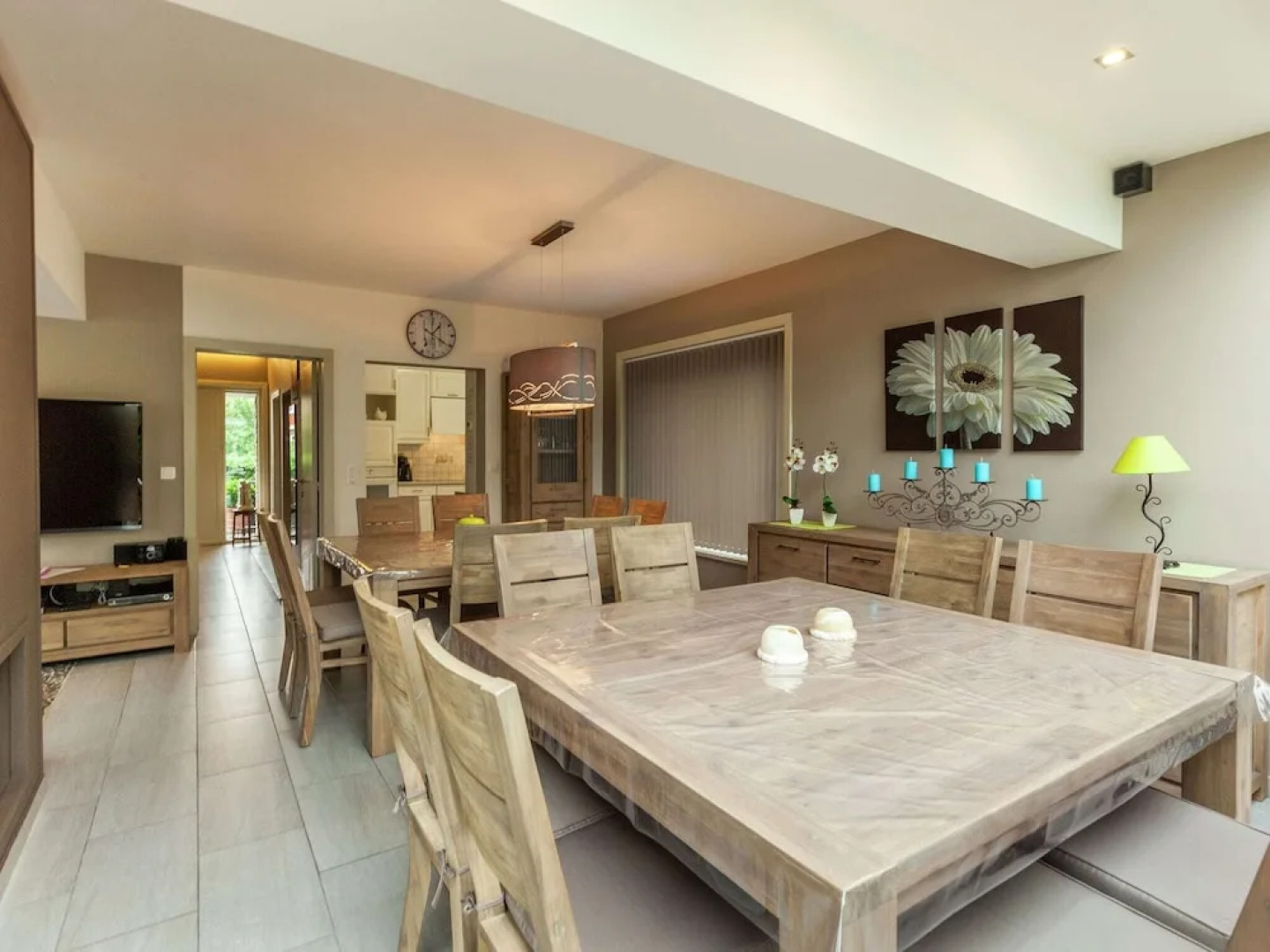 Luxury Villa with Sauna and Jacuzzi in Middelkerke