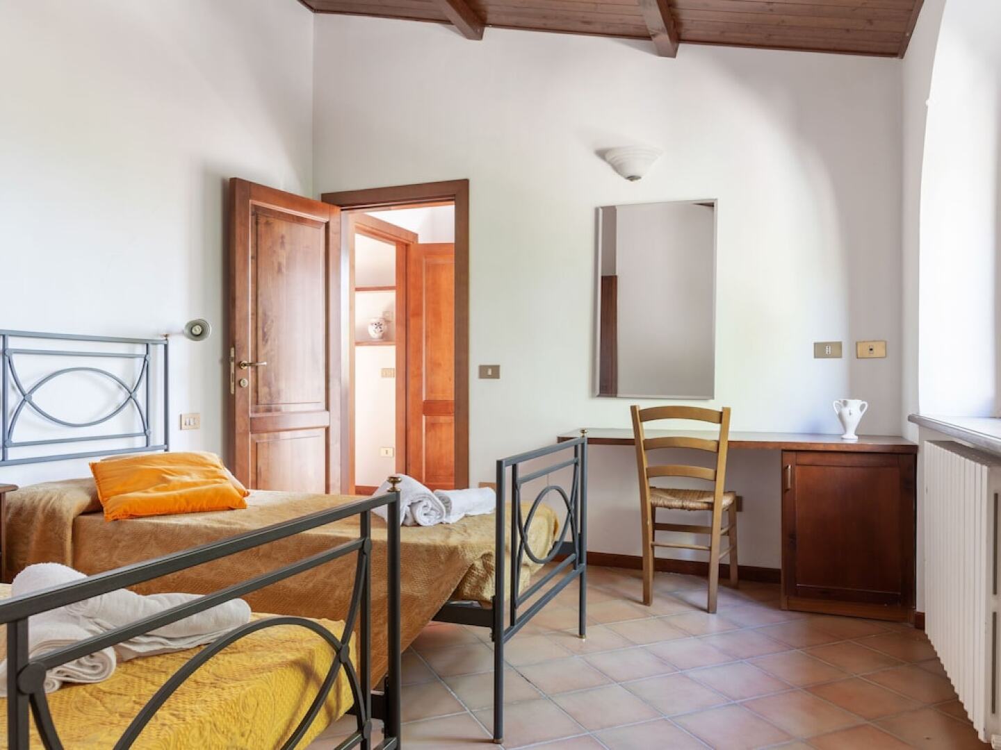 Valley-view Holiday Home in Montelparo With Pool & Garden