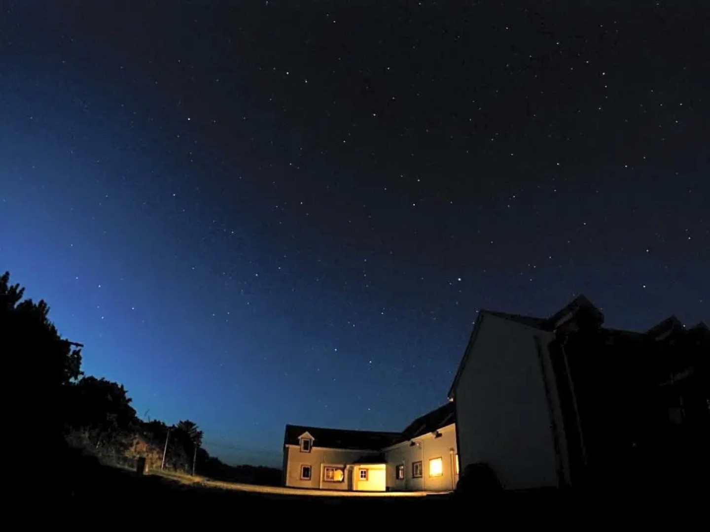 The Skellig Lodge & Hostel