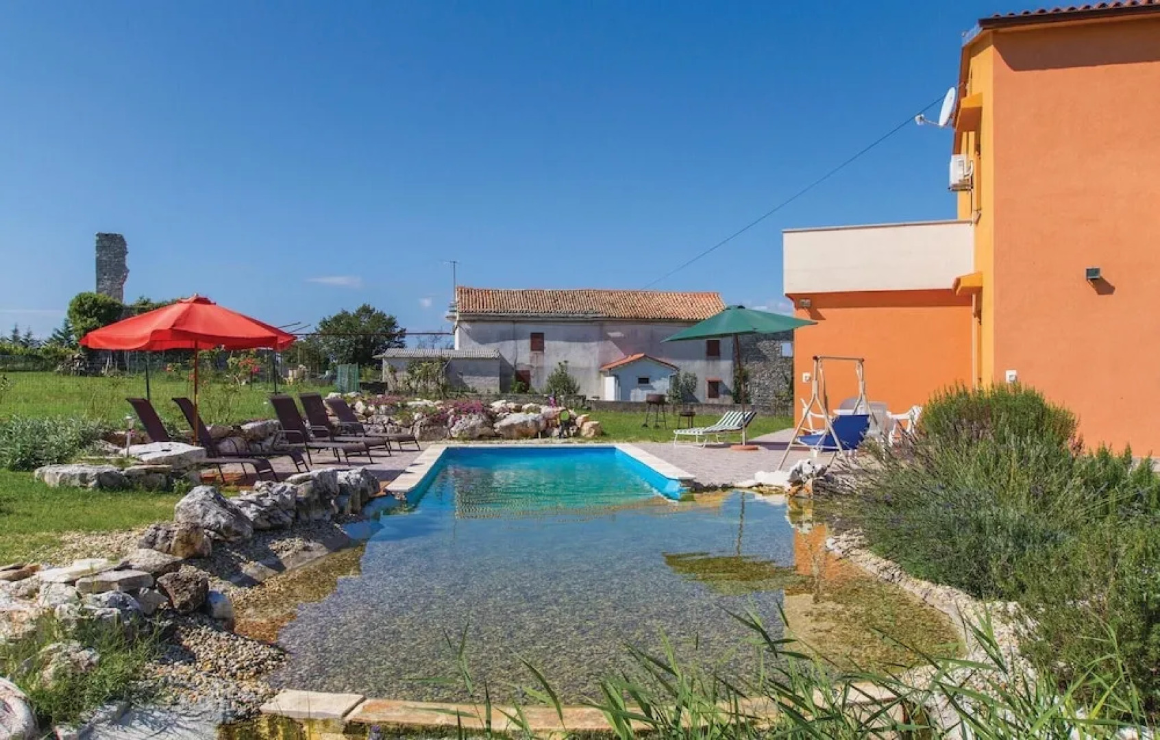 Nice Home in Bratulici With Wifi and 6 Bedrooms