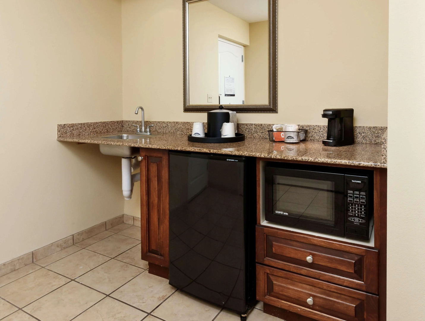 Hampton Inn & Suites Navarre