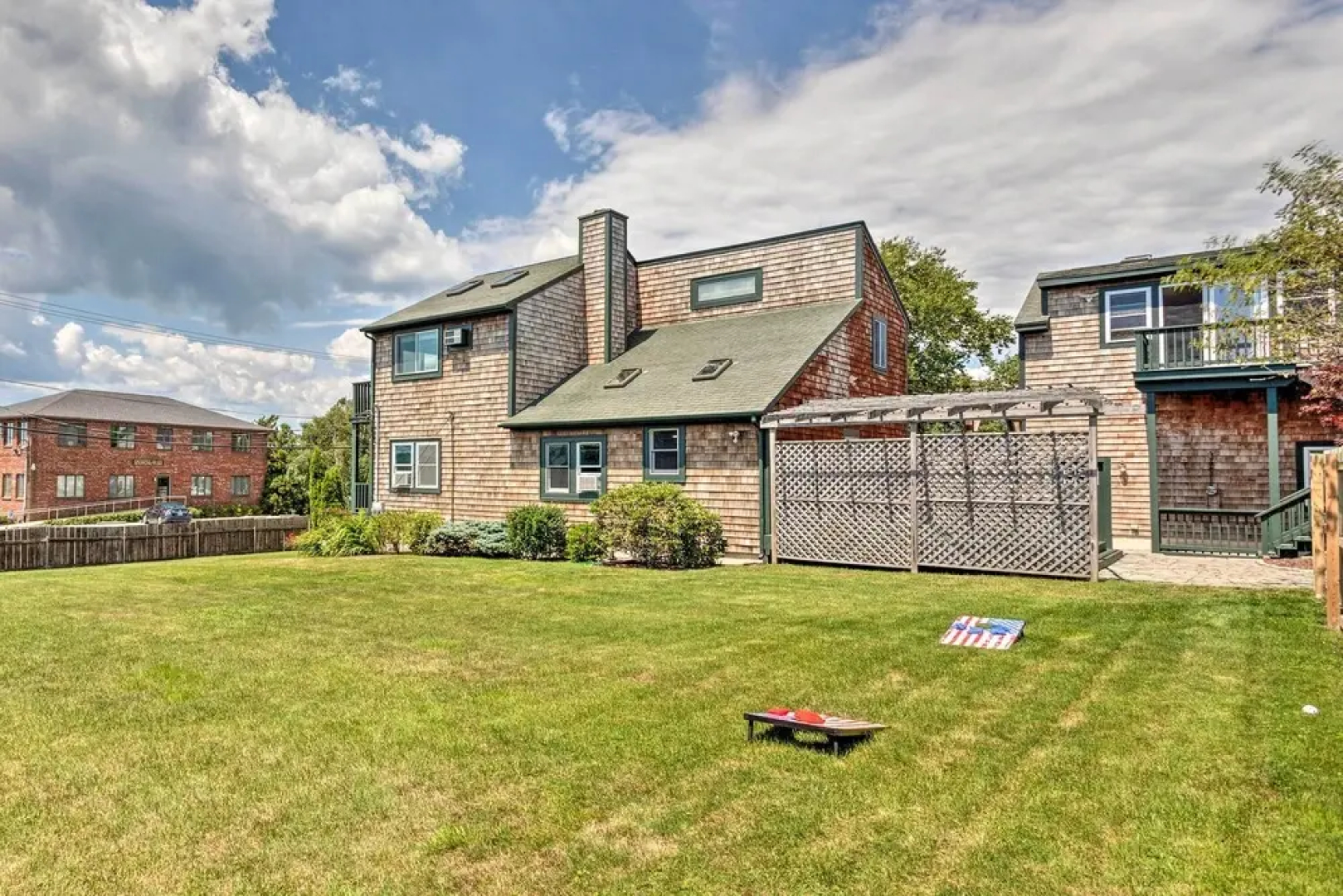 Coastal Abode w/ Beach Views, Walk to Beach & Bars