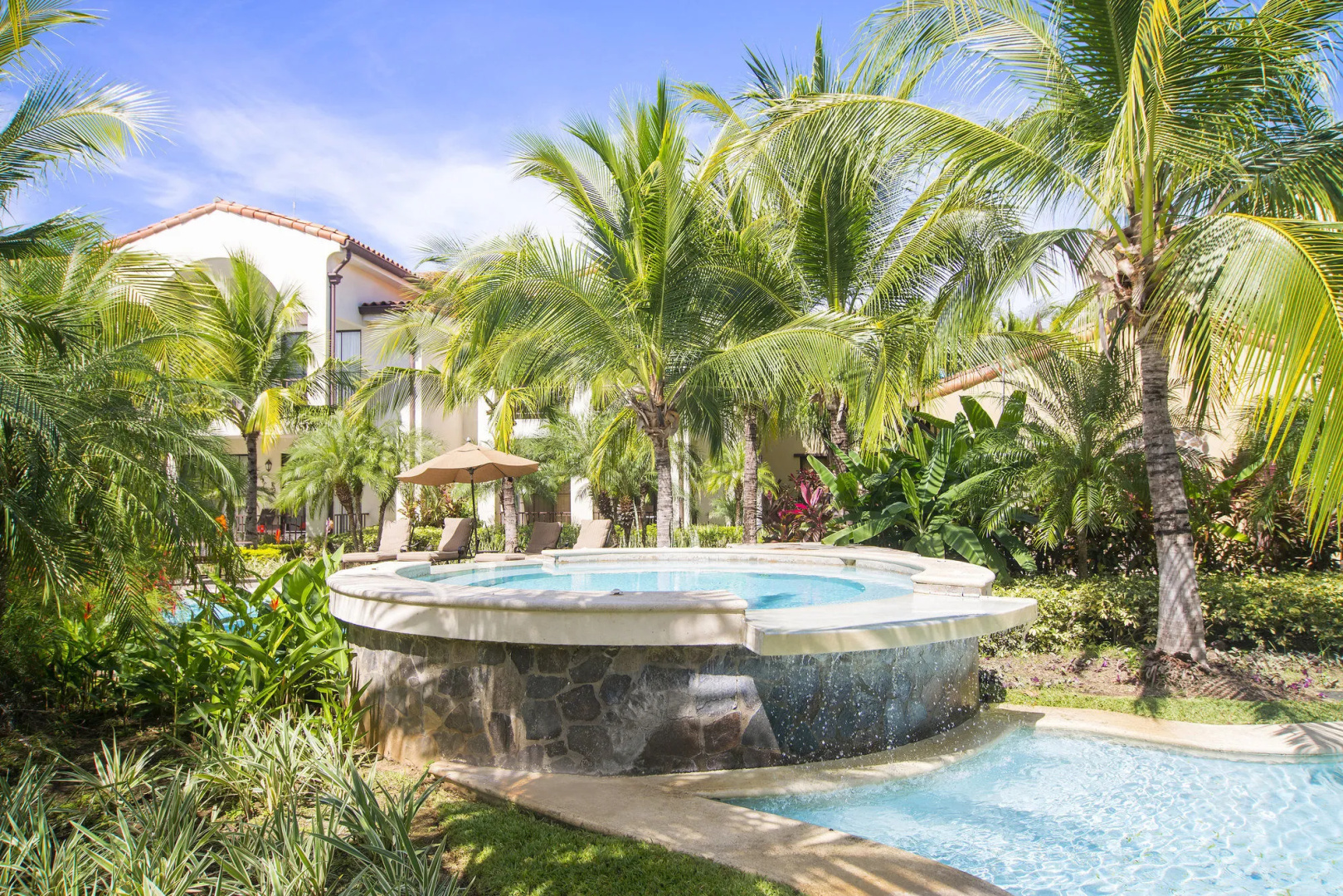 Coco Breeze Residence