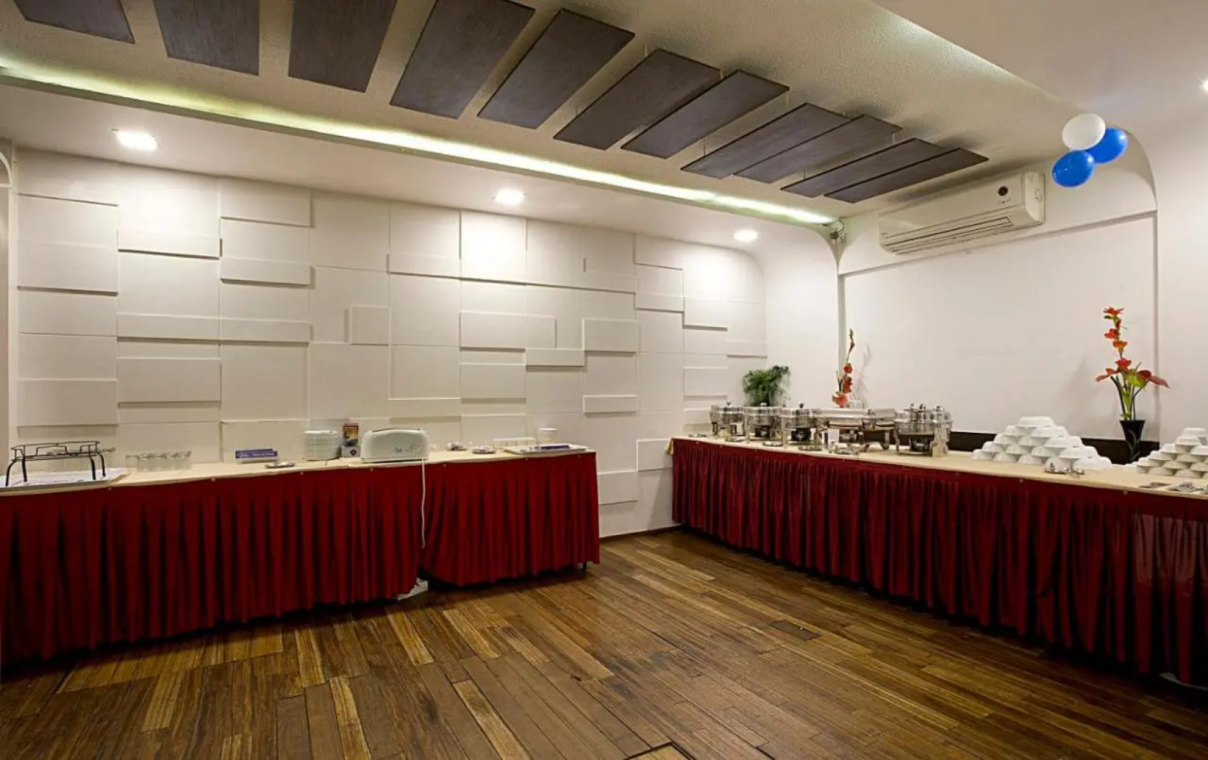 Planet Boutique Hotel