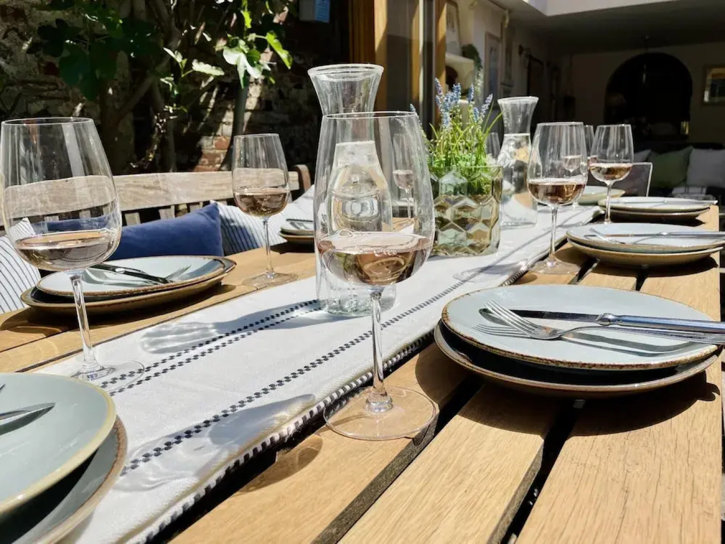 Dolls House - Luxury Townhouse - From 400 Per Night