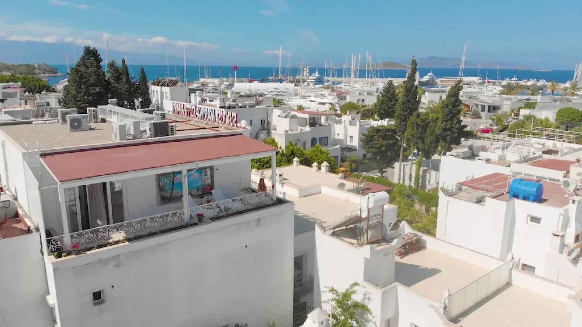 Sunrise Marina Suit Apart