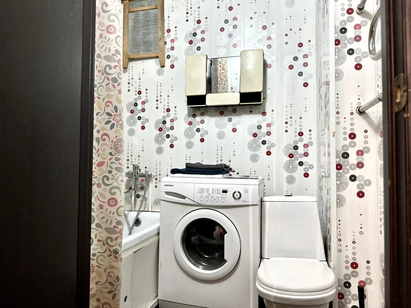 Калина на улице Мира 13