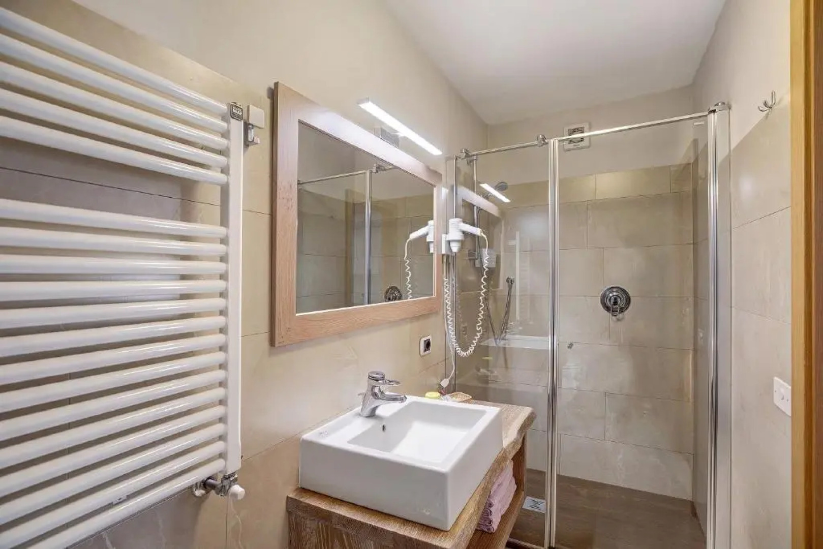 Foresto Holiday Apartments Superior