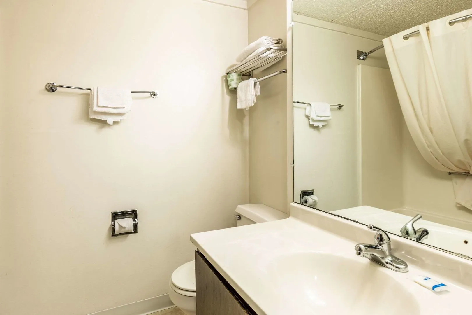 Value Inn Kenosha I-94 - Exit 344