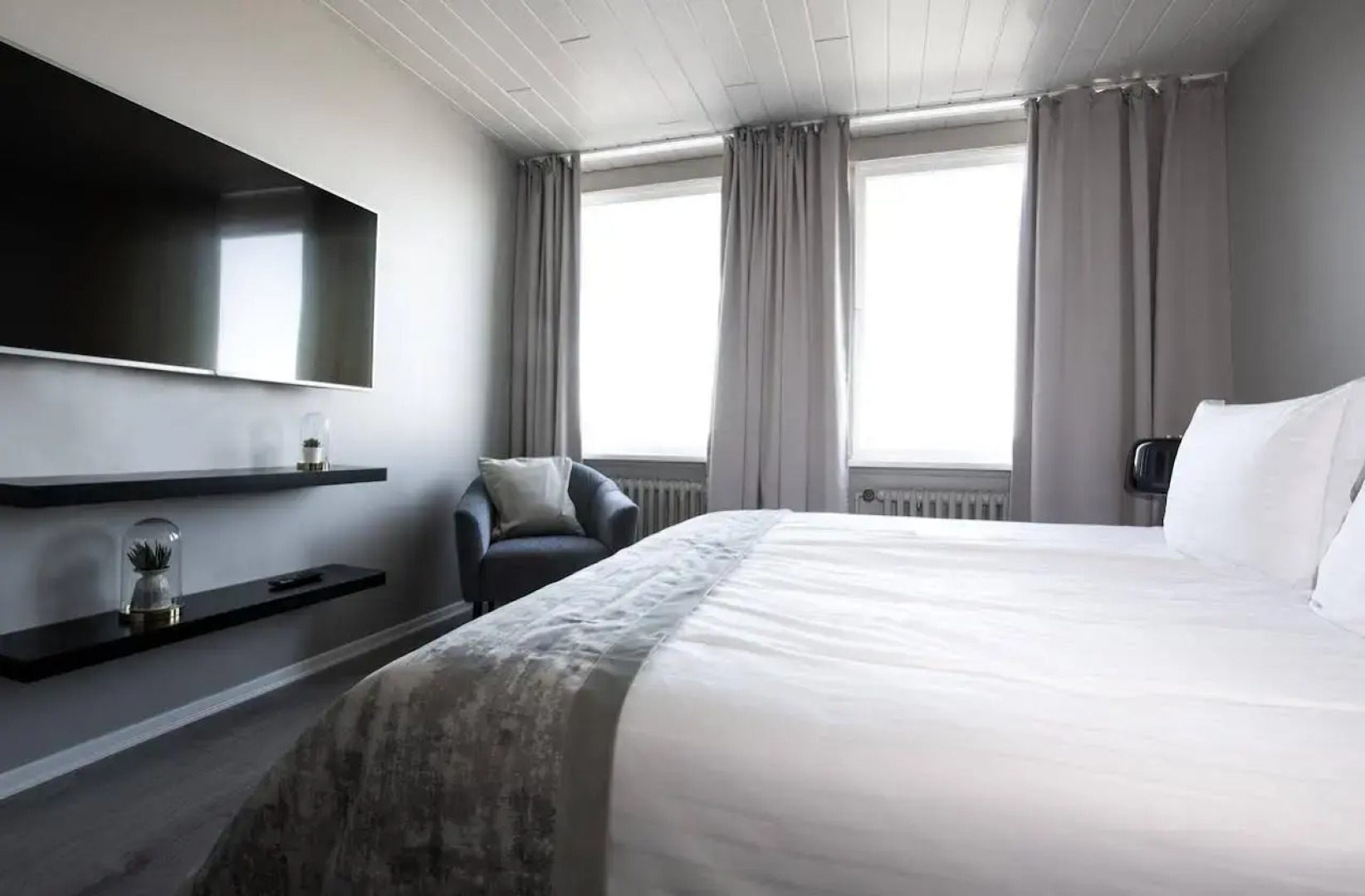 Room With A View Luxury Apartments