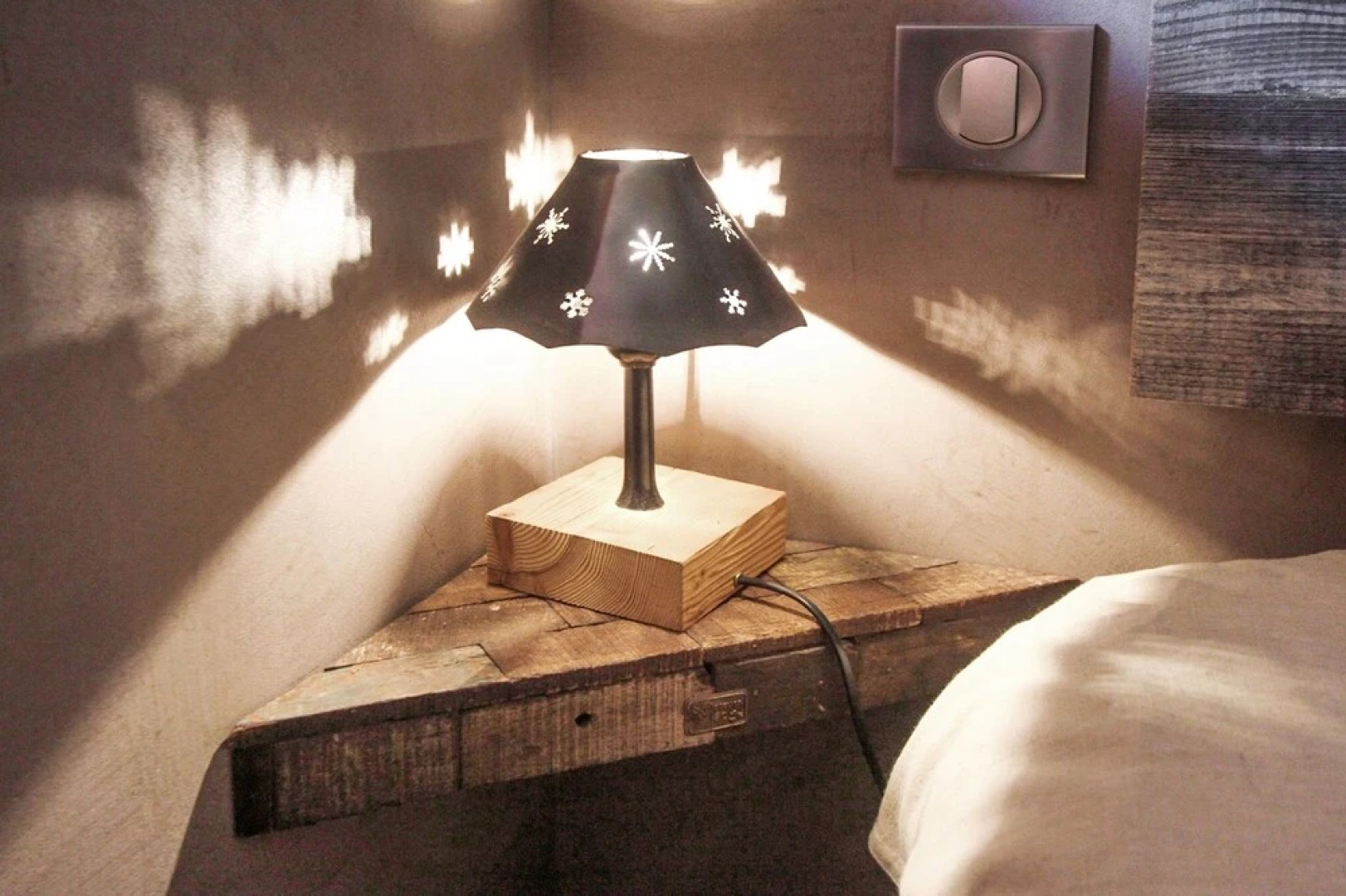 Cosy, 2-bedroom Chalet With Mountain Views Minutes From the Slopes!