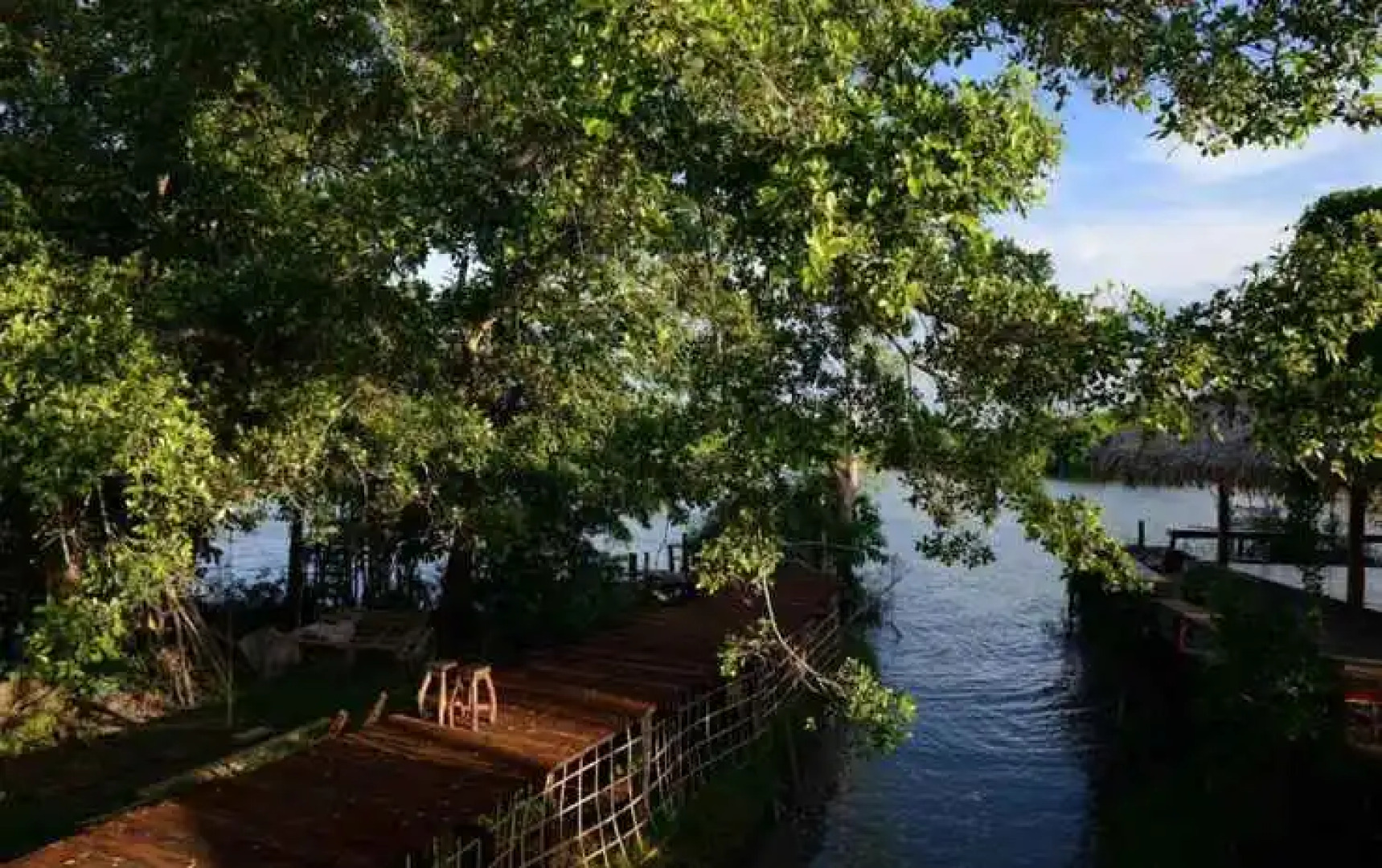 Baan​ Tonlamphu​ Pakpra