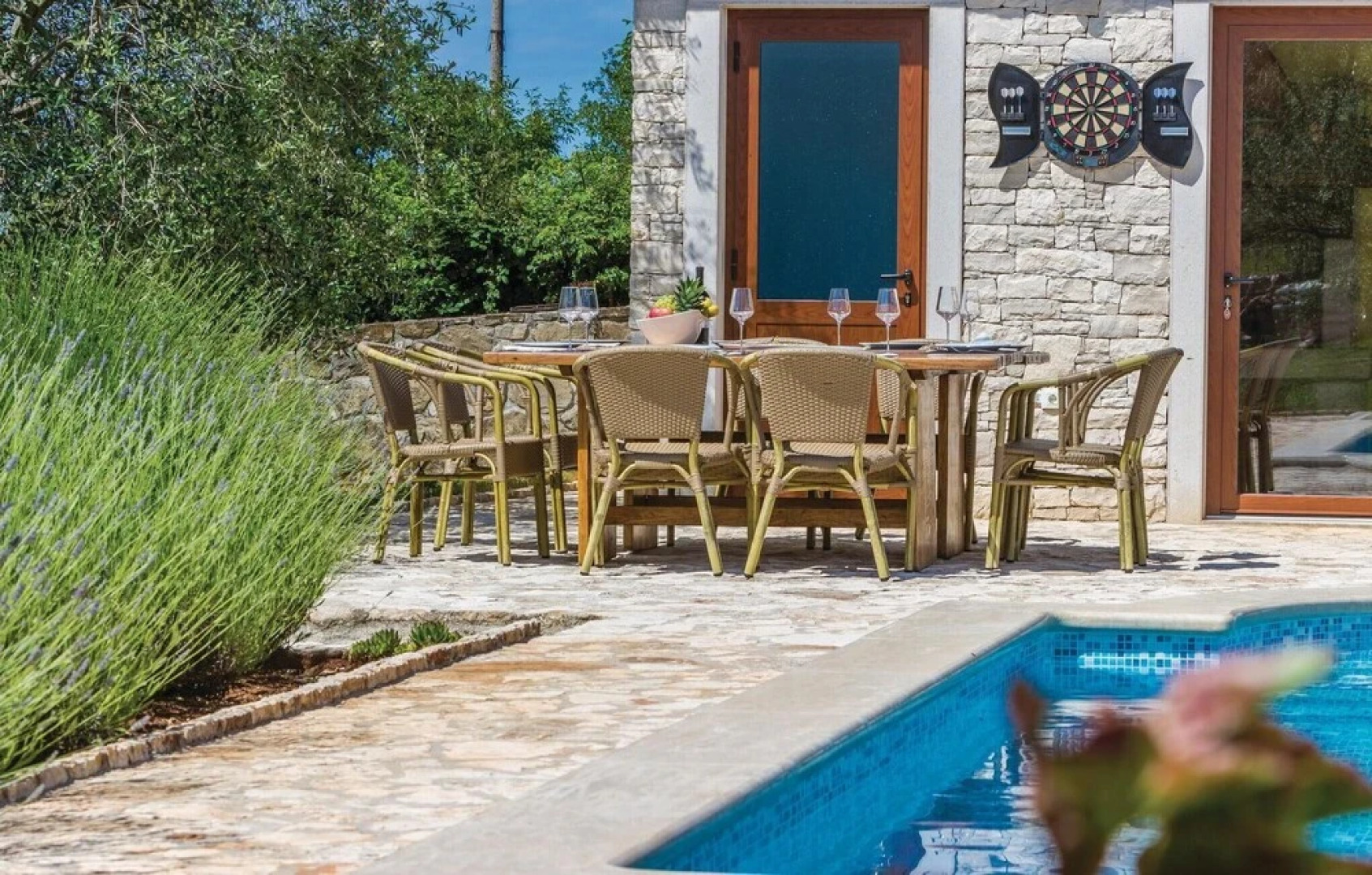 Beautiful Home in Buje With Wifi and 4 Bedrooms