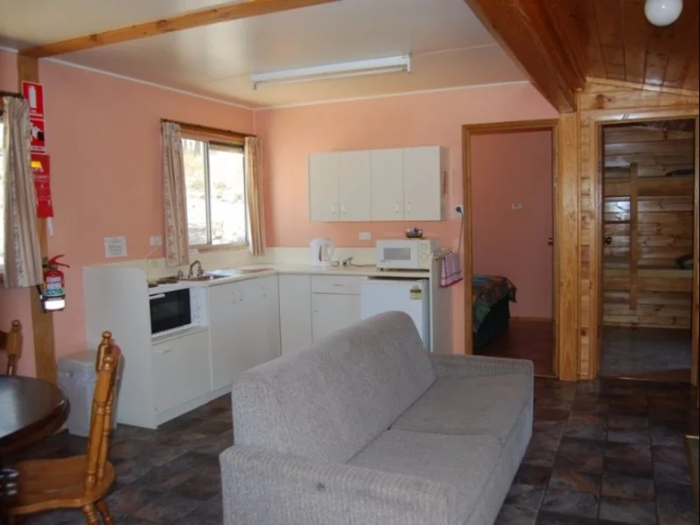 Gumleaves Bush Holidays