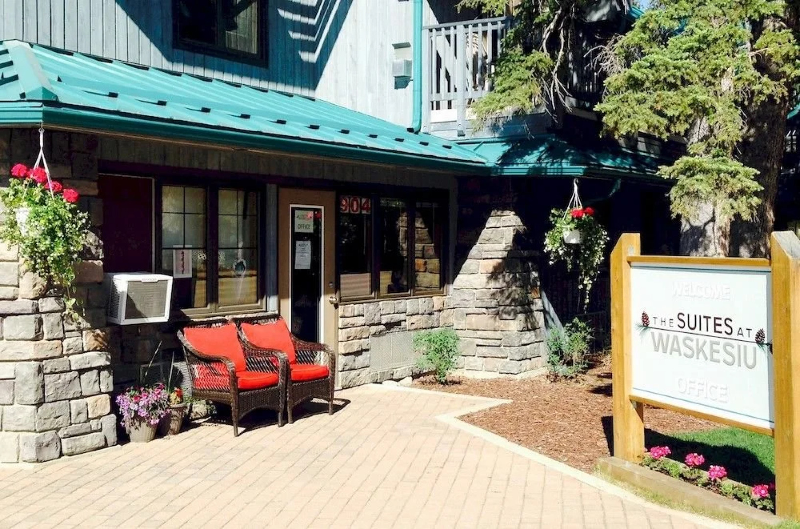 The Suites at Waskesiu