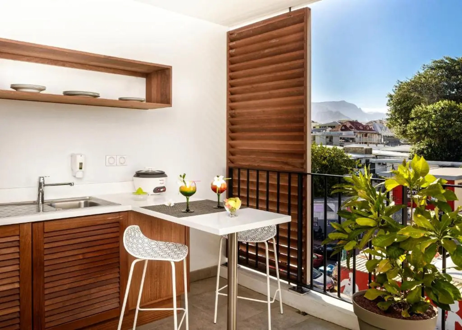 Le Saint Pierre Hotel