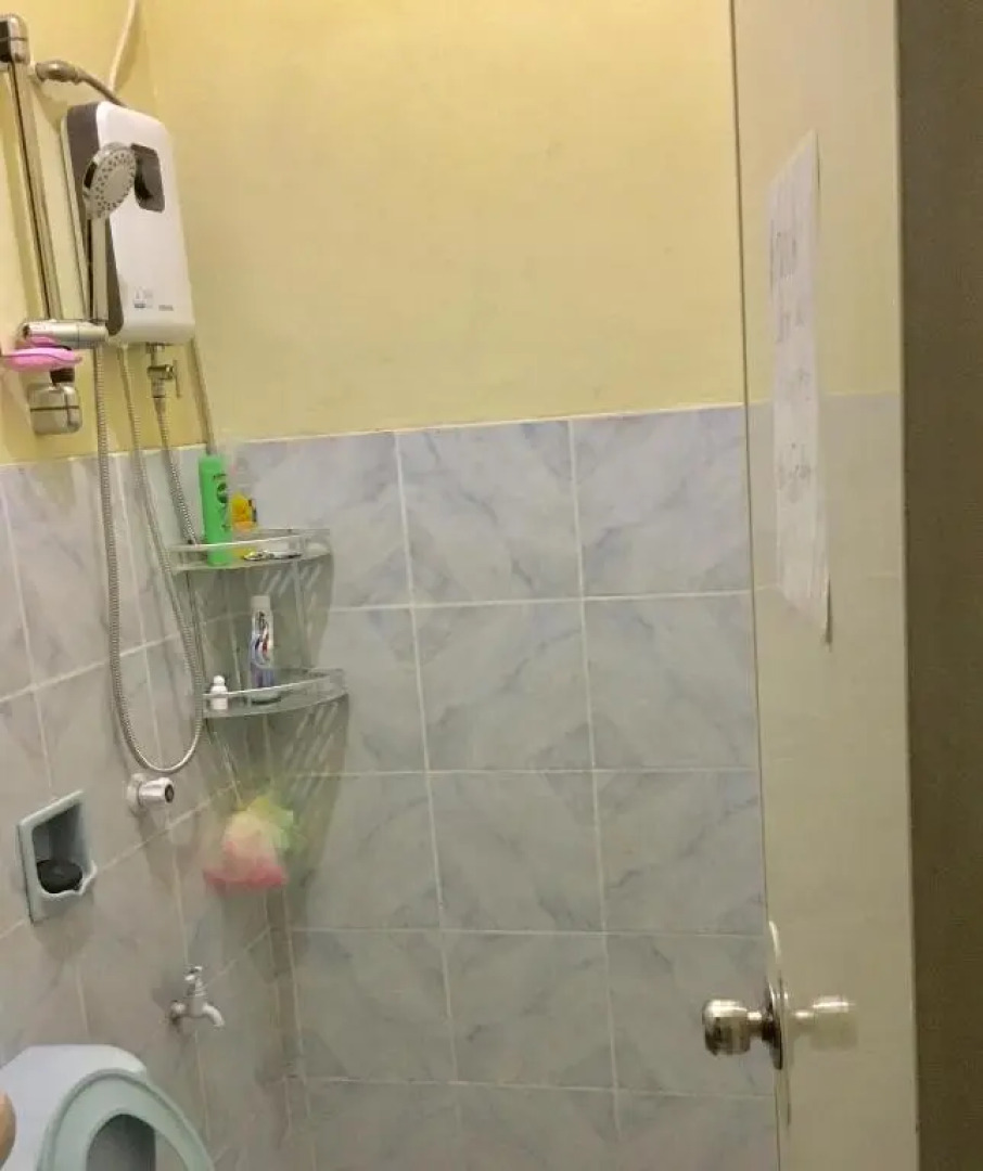 Larosa Hostel Bed And Breakfast