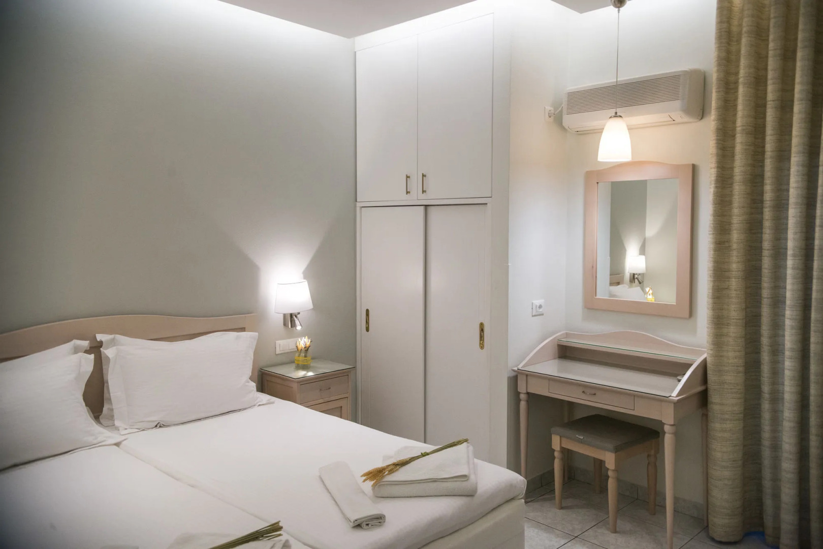 Maria Plomari Apartments