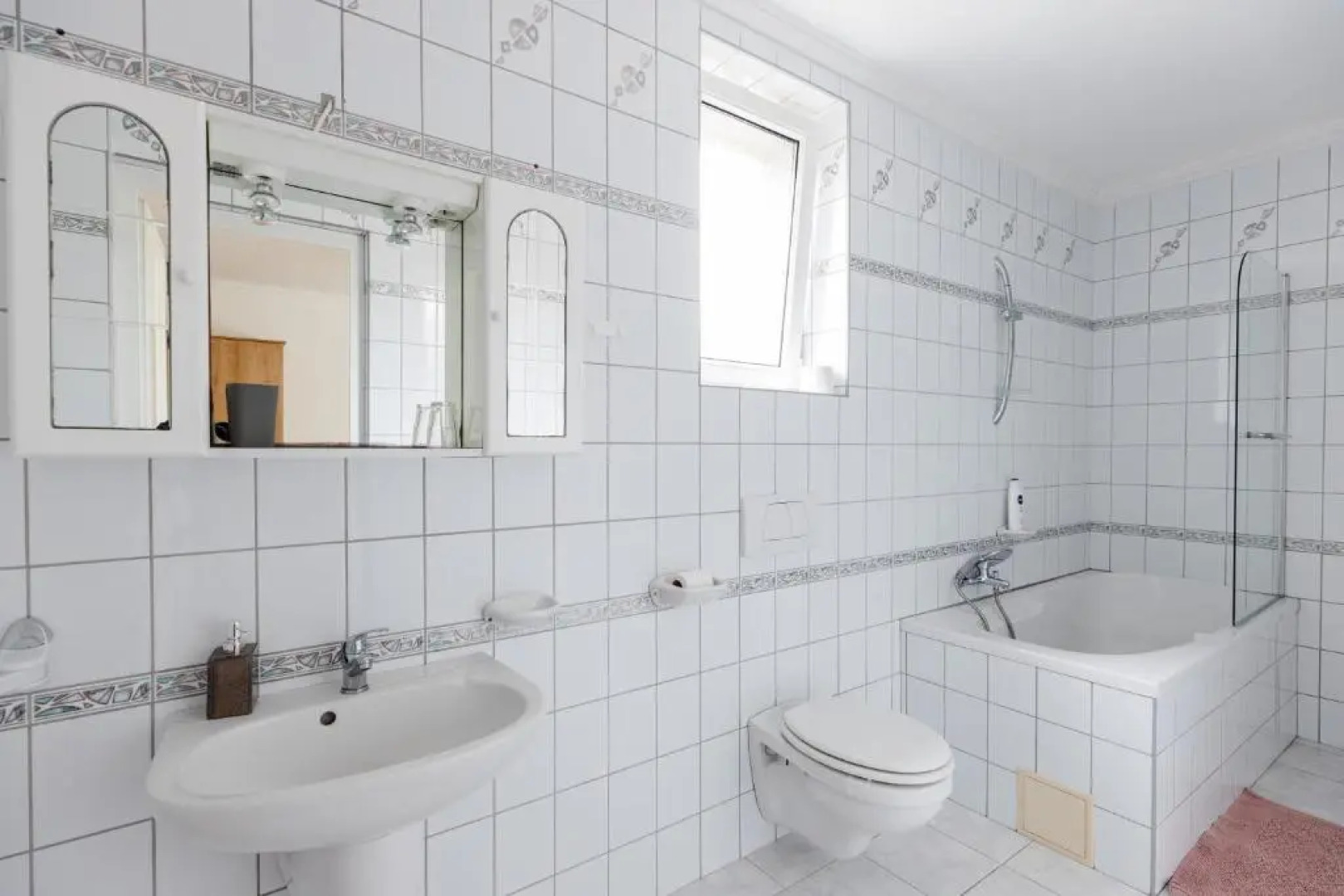 Airport Jazmin Guesthouse