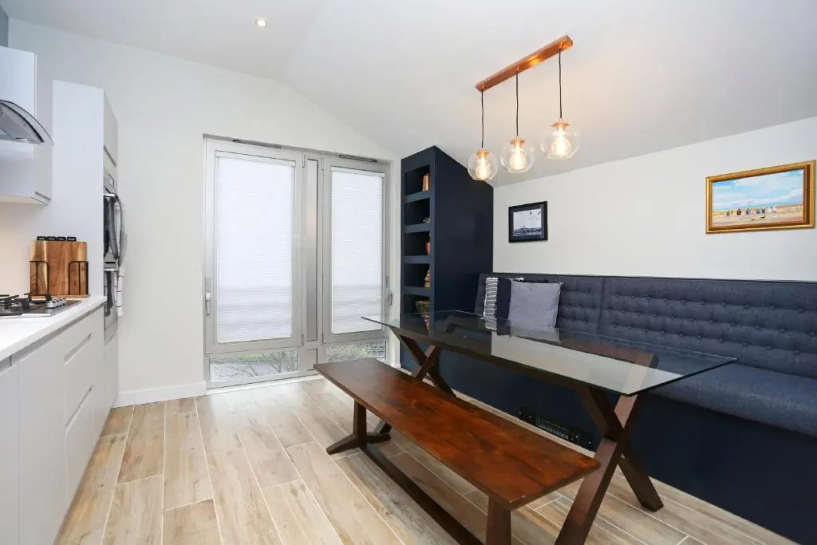 Stylish 3 bed with Stunning Sea Views