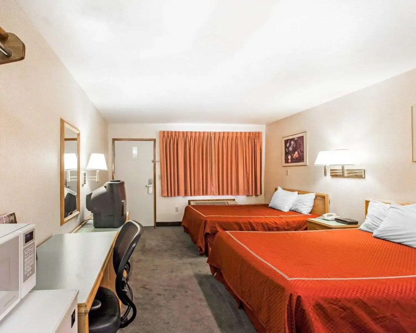 Capital O Stevenson Inn Riverside