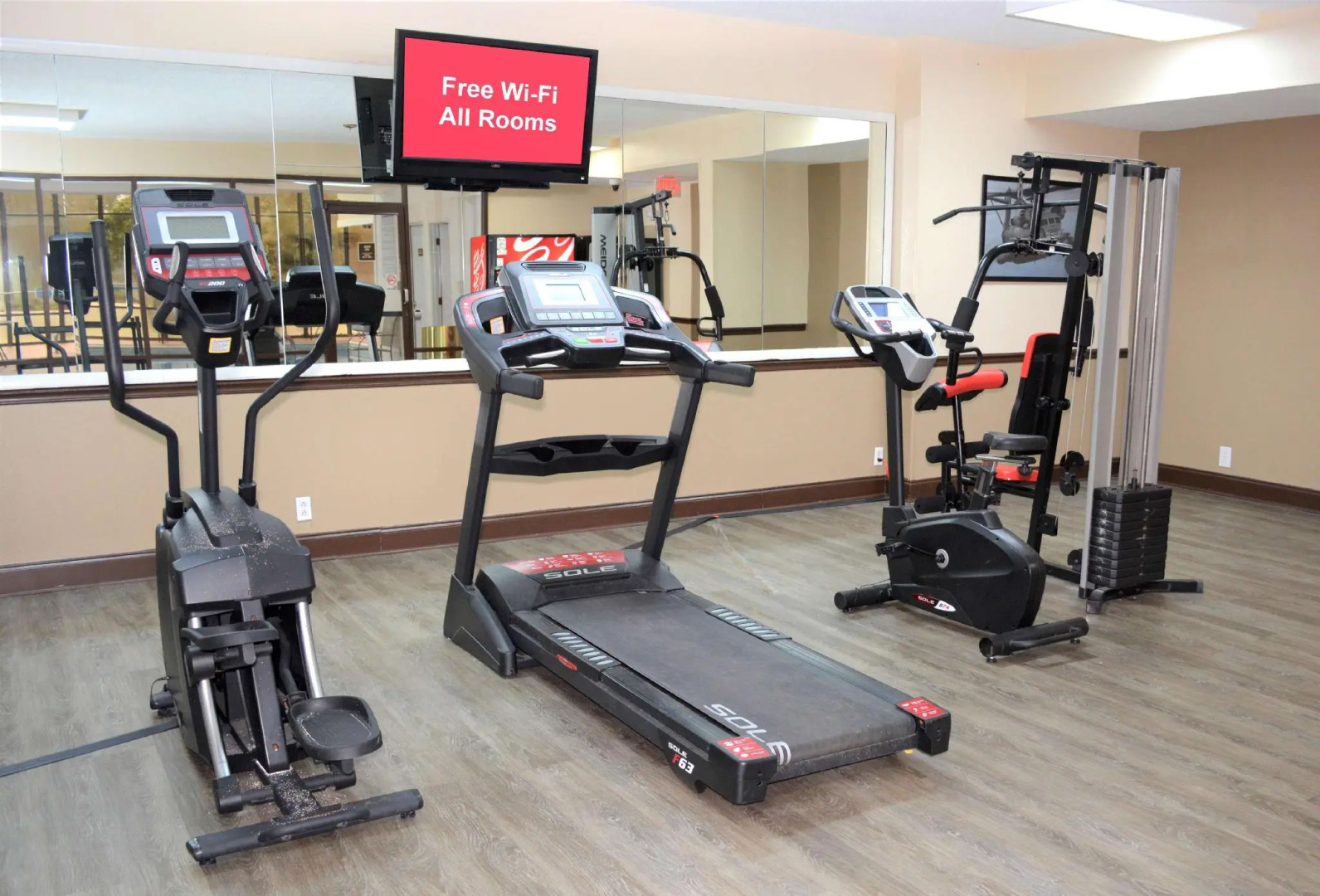 Red Roof Inn & Suites Jacksonville, NC