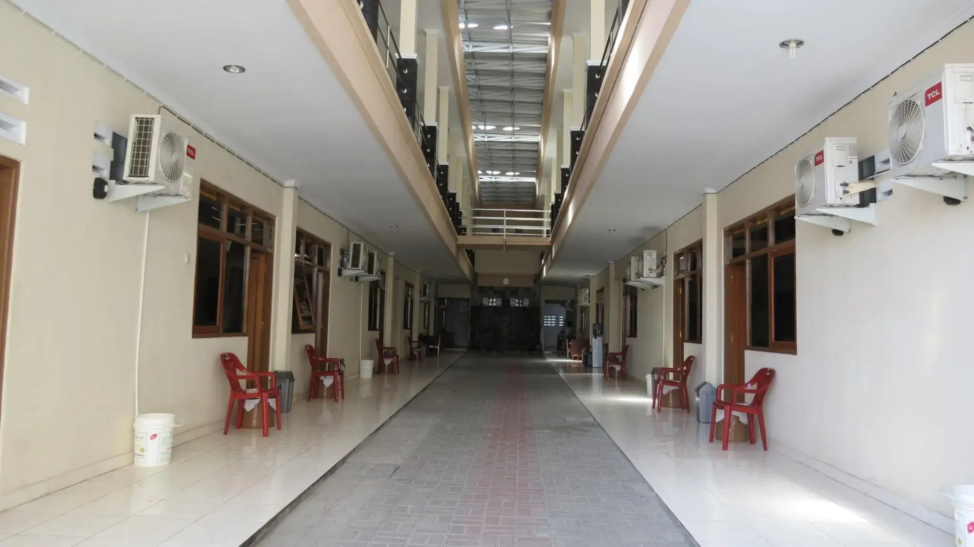 RedDoorz Plus @ Jalan Parangtritis 2