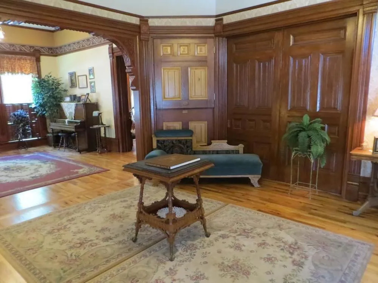 Edgar Olin House B&B