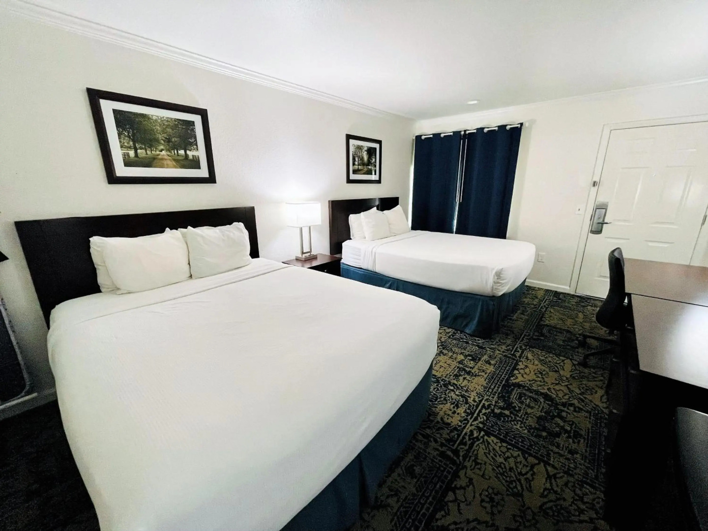 University Park Inn & Suites, an Ascend Collection Hotel