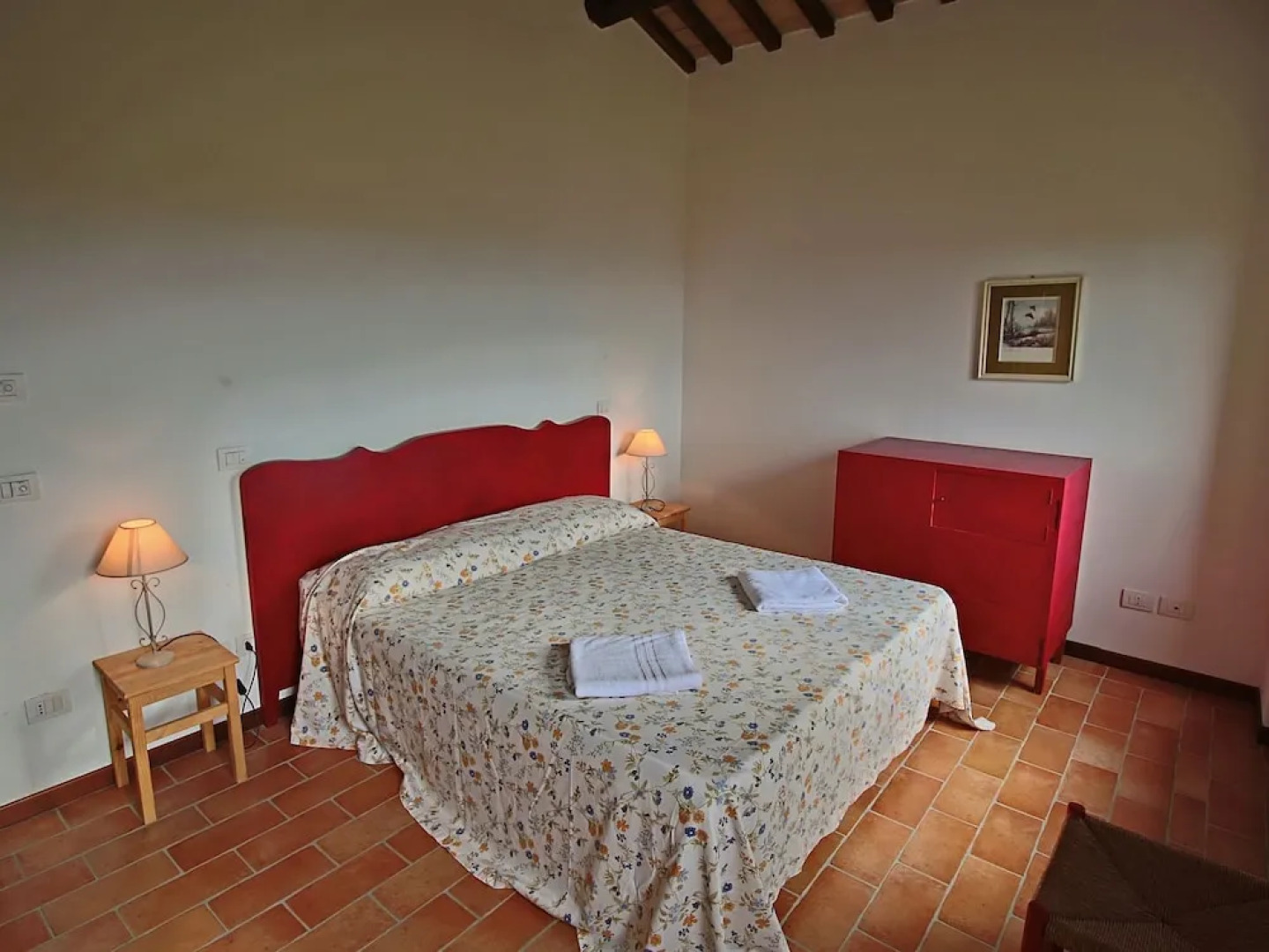 Luxurious Mansion with Private Garden in Montecassiano