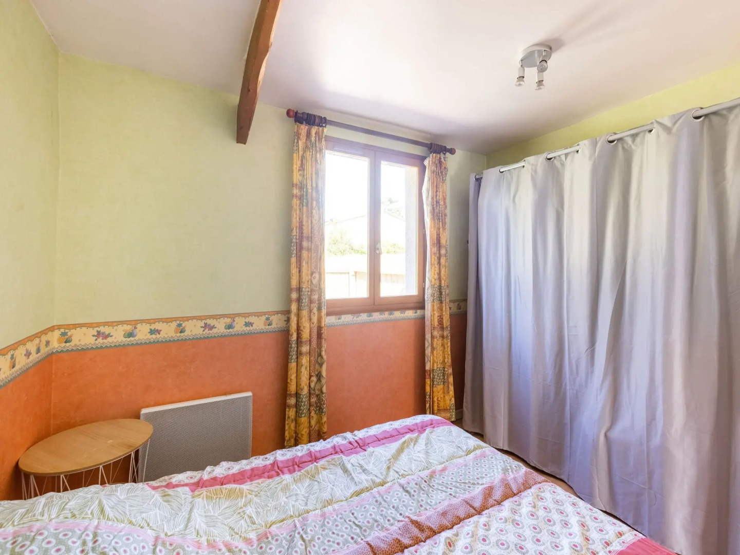 Blissful Holiday Home With Garden, Terrace and Barbecue