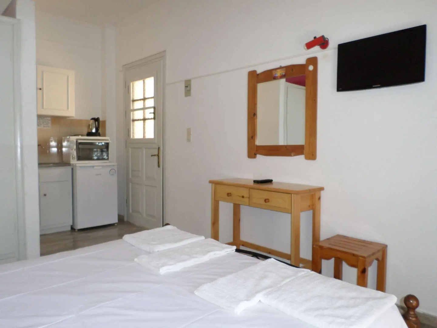Rising Sun Apartments & Studios