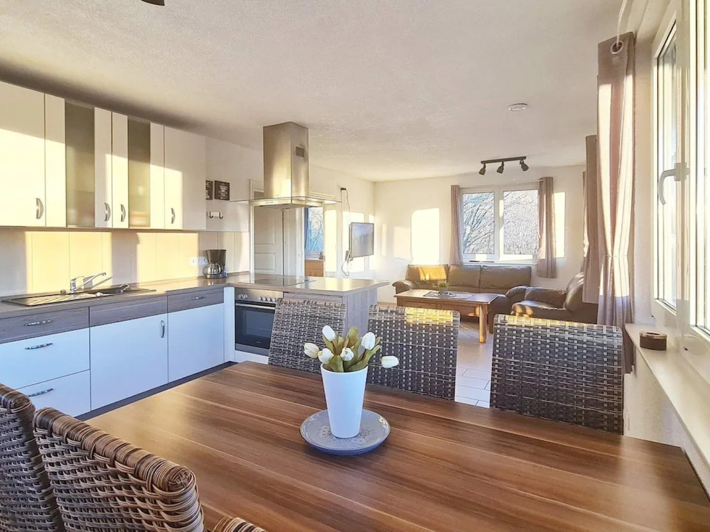 5 Person Holiday Home in Lonevag-by Traum