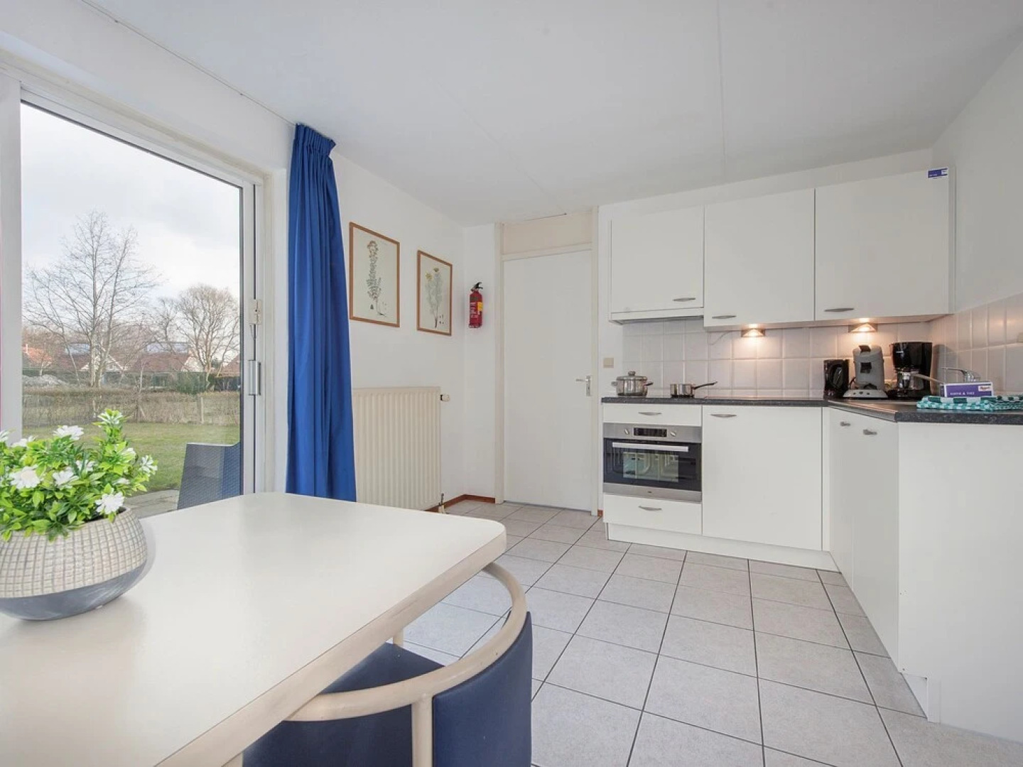 Detached Villa with Microwave, 1 Km. From the Sea And Beach