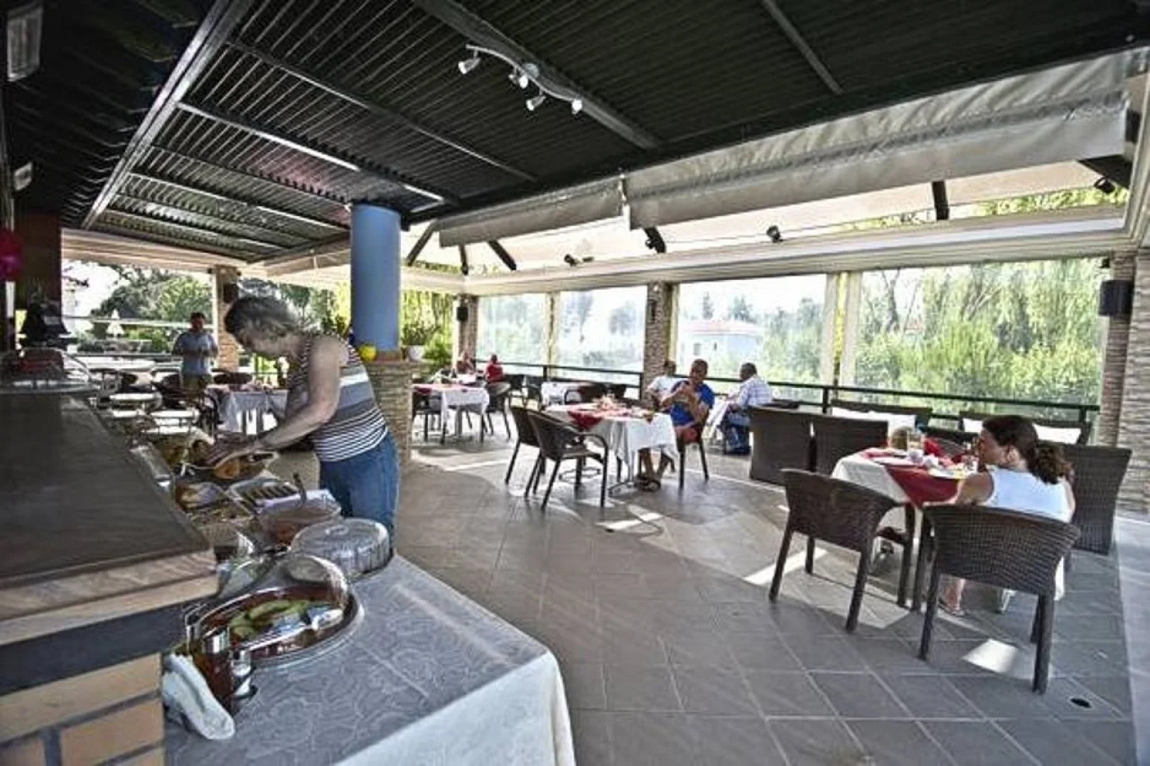 Kaloni village apartments