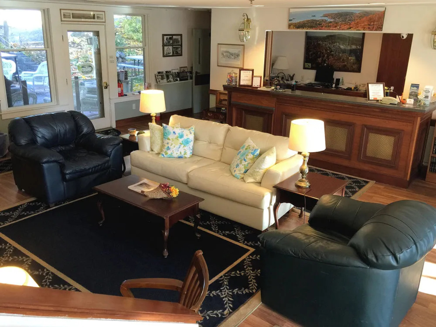 Camden Riverhouse Hotel