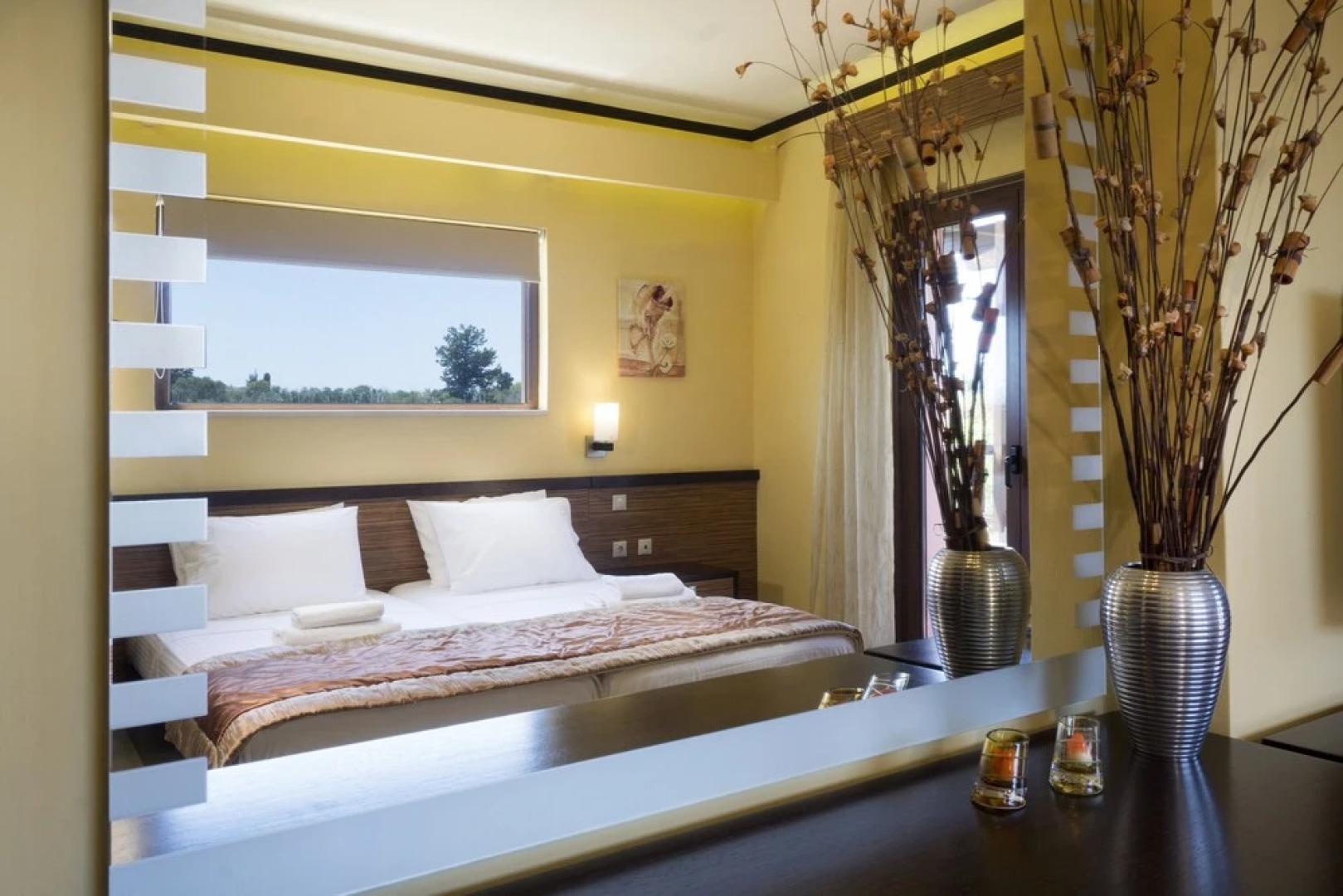 Private Polished Mansion w Private Pool Jacuzzi