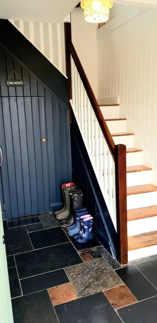 Vale View Cottages - The Coach House