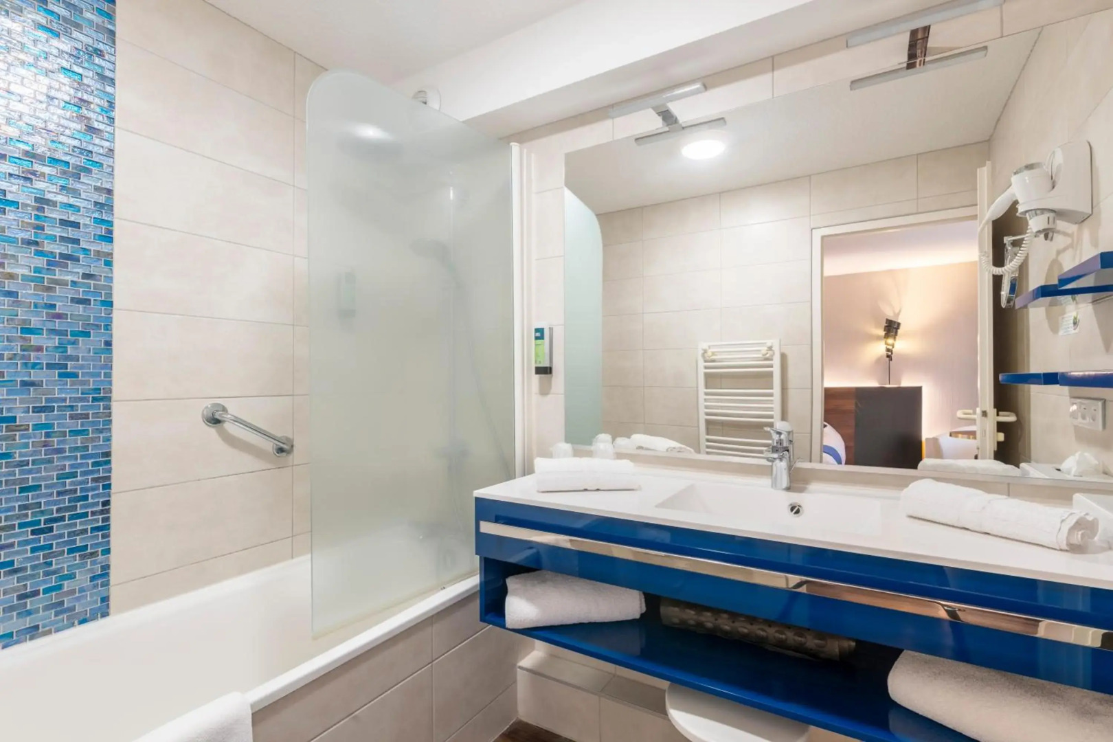 Logis Hôtel Arc en Ciel