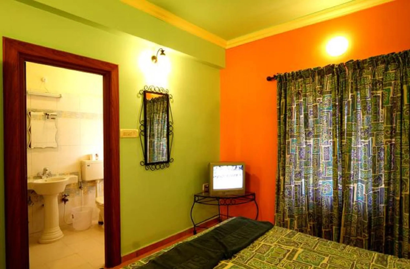 Sodder's Svelton Manor