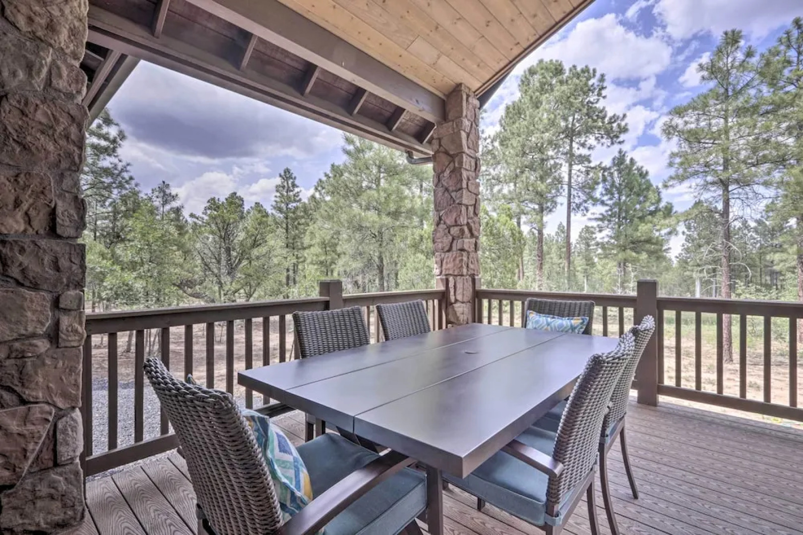 Stylish Show Low House w/ Expansive Deck!